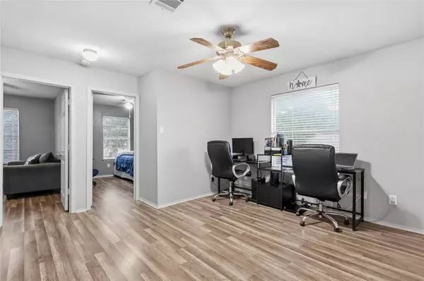 2067 Buckley LN, Round Rock, TX 78664