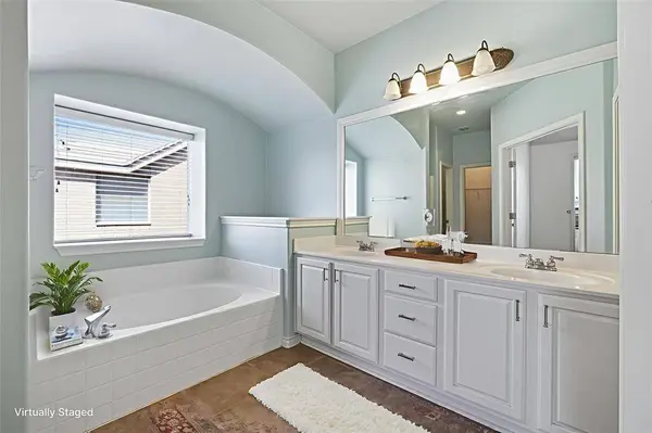 123 Justin Leonard DR, Round Rock, TX 78664