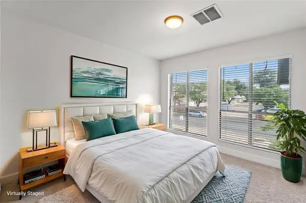 909 Reinli ST #101, Austin, TX 78751