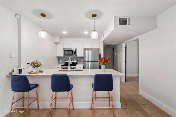 909 Reinli ST #101, Austin, TX 78751