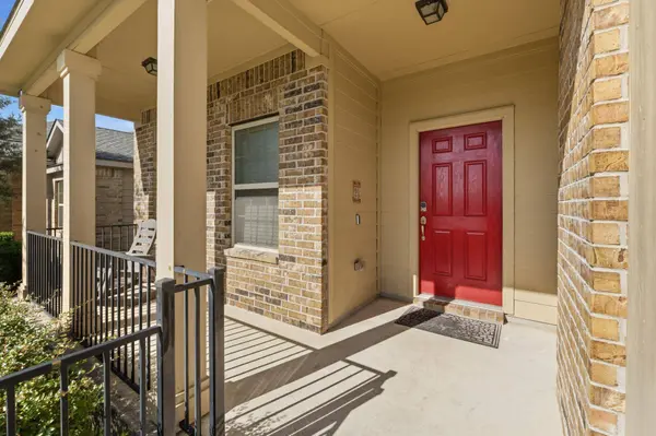 320 Druse LN, Jarrell, TX 76537
