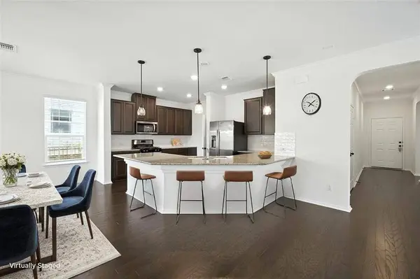 512 Lady Swiss LN, Hutto, TX 78634