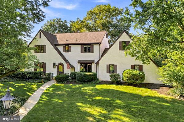 559 SENTINEL RD, Moorestown, NJ 08057