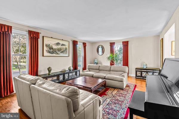 429 OLDERSHAW AVE, Moorestown, NJ 08057