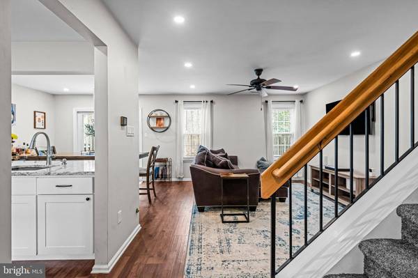 122 KETTLEBROOK DR, Mount Laurel, NJ 08054