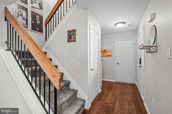 122 KETTLEBROOK DR, Mount Laurel, NJ 08054
