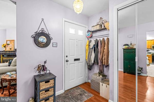 2054 HARBOUR DR, Palmyra, NJ 08065