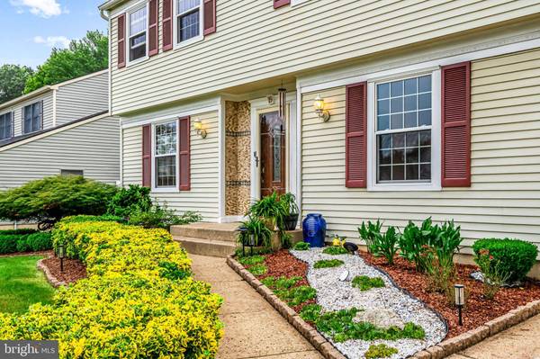 19 LURAY LN, Marlton, NJ 08053