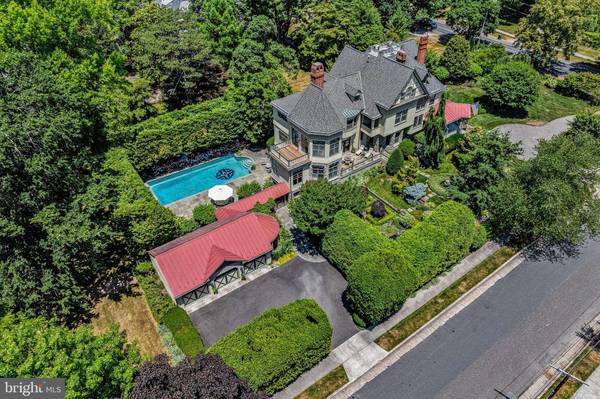 500 CHESTER AVE, Moorestown, NJ 08057