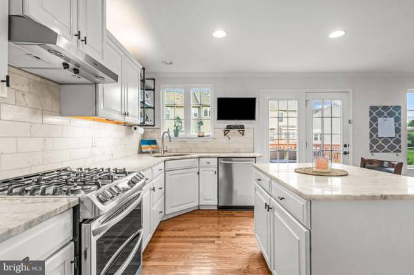 221 NATHAN DR, Cinnaminson, NJ 08077