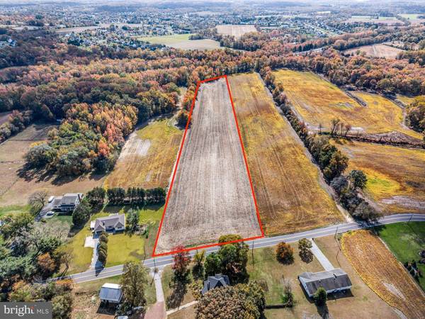 67 E RATTLING RUN RD, Mickleton, NJ 08056