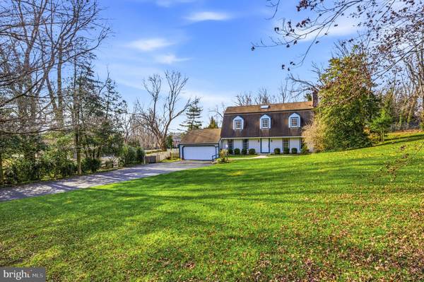 104 MOUNT LAUREL RD, Moorestown, NJ 08057