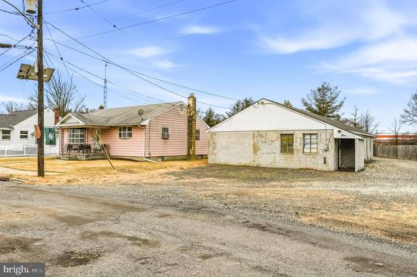 6 EASLICK AVE, Lumberton, NJ 08048