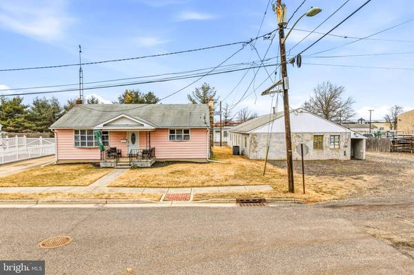 6 EASLICK AVE, Lumberton, NJ 08048