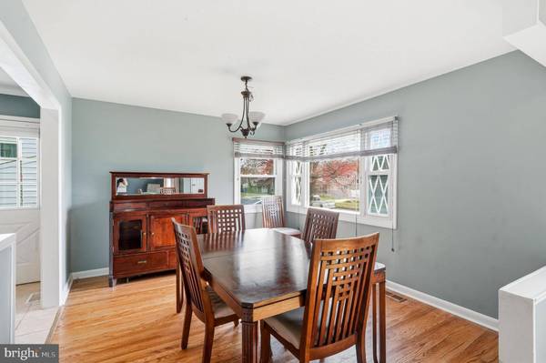 1606 PLEASANT DR, Cherry Hill, NJ 08003
