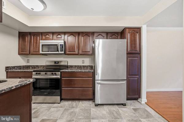 115 E KINGS HWY ##392, Maple Shade, NJ 08052