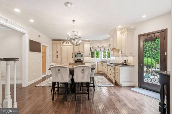 53 STANWYCK RD, Mount Laurel, NJ 08054