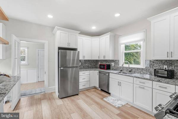 213 S CHURCH ST, Moorestown, NJ 08057