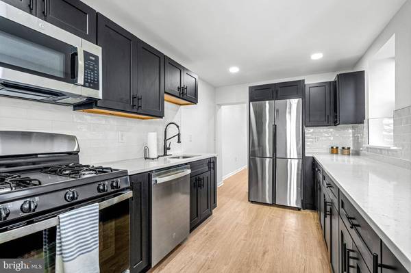 2318 GAUL ST, Philadelphia, PA 19125
