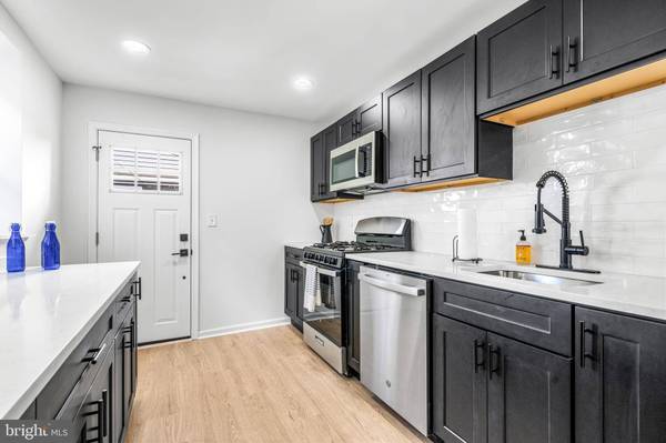 2318 GAUL ST, Philadelphia, PA 19125