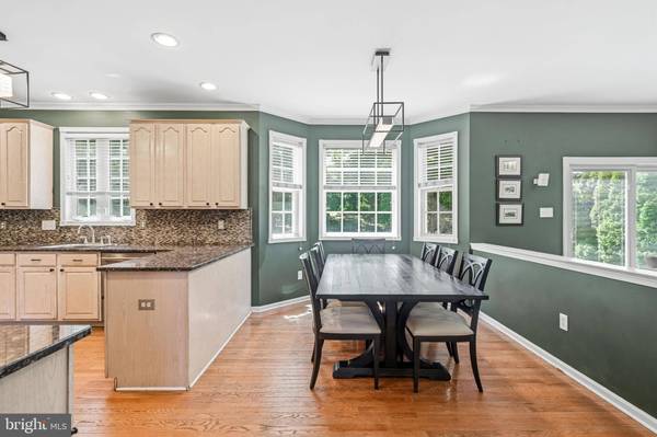 23 HUNTINGTON, Burlington Township, NJ 08016