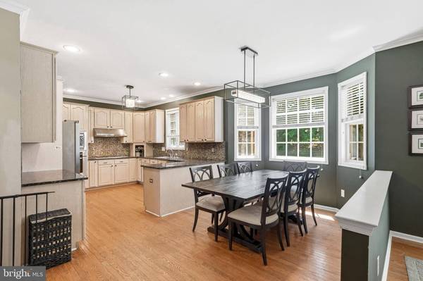 23 HUNTINGTON, Burlington Township, NJ 08016