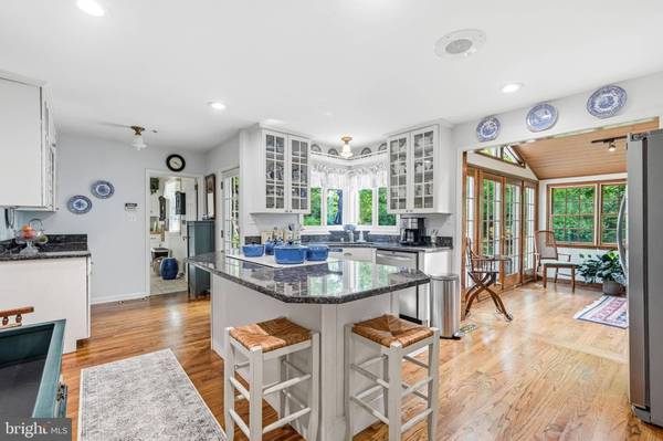 1445 GEORGIAN DR, Moorestown, NJ 08057