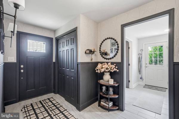 7 HILLSIDE RD, Stratford, NJ 08084