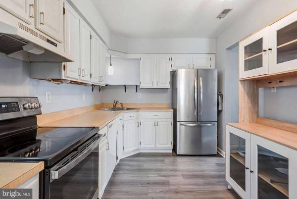 108 FRANKLIN DR, Voorhees, NJ 08043