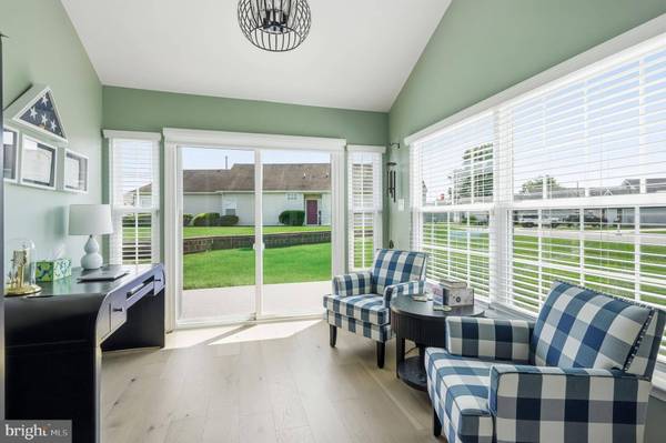 14 SPRING LN, Edgewater Park, NJ 08010