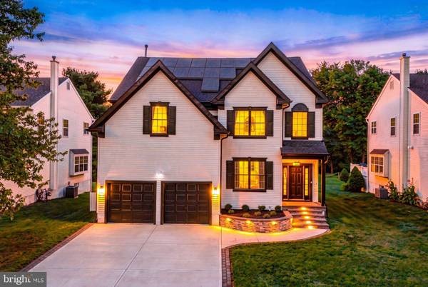 12 WOOD VIEW DR, Mount Laurel, NJ 08054