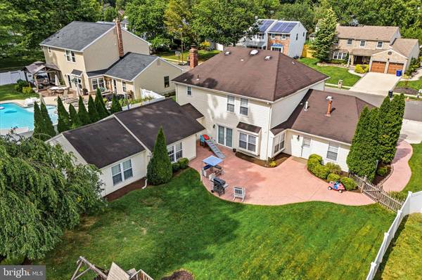 11 TELFORD LN, Mount Laurel, NJ 08054