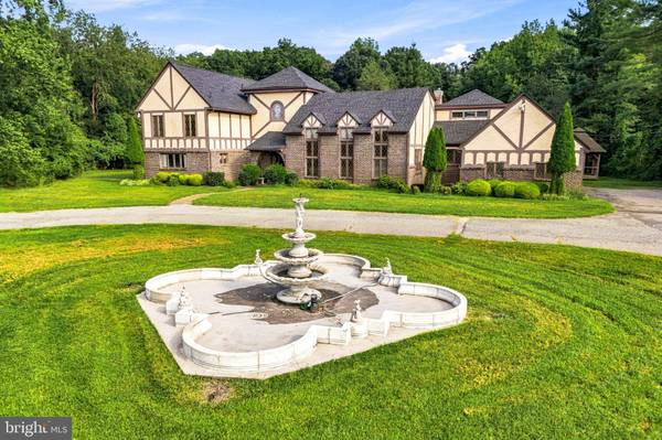 740 GARWOOD RD, Moorestown, NJ 08057