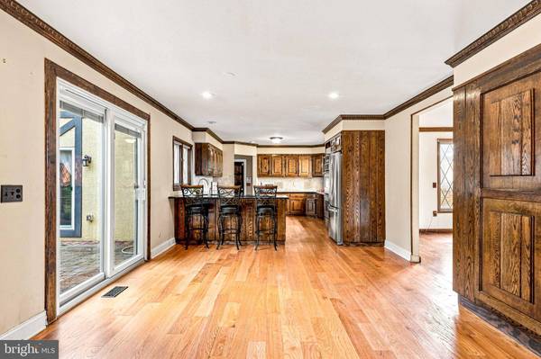 740 GARWOOD RD, Moorestown, NJ 08057