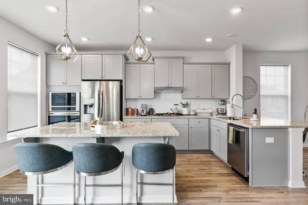 1 TURIN WAY, Mount Laurel, NJ 08054