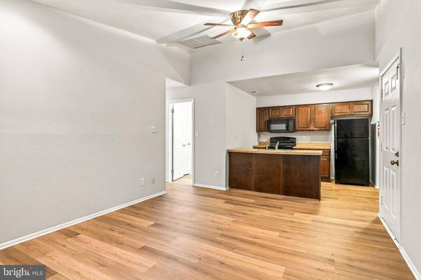 424 DURHAM CT, West Deptford, NJ 08051