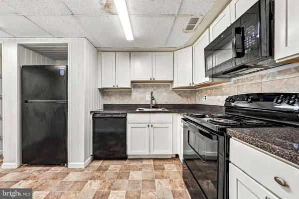1210 TIMBER CREEK RD, Clementon, NJ 08021