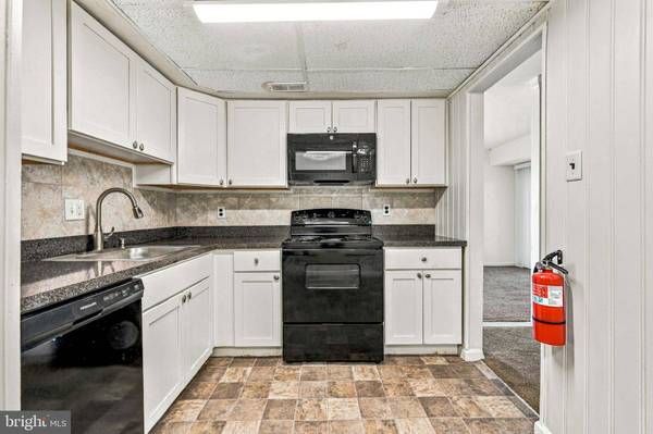 1210 TIMBER CREEK RD, Clementon, NJ 08021
