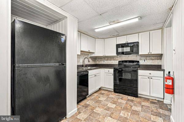 1210 TIMBER CREEK RD, Clementon, NJ 08021