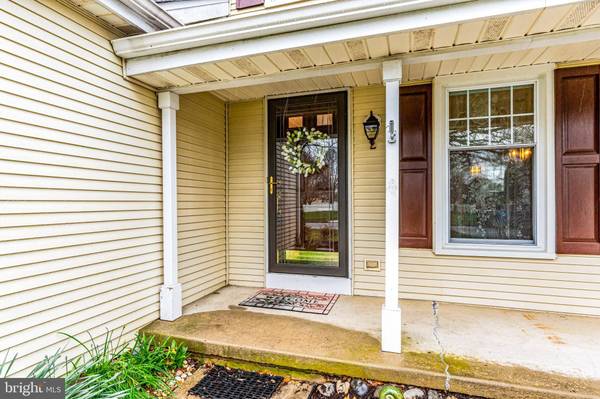 2 BURKE DR, Medford, NJ 08055