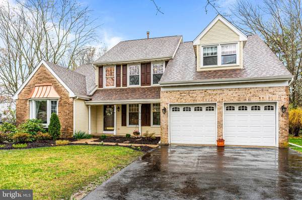 2 BURKE DR, Medford, NJ 08055