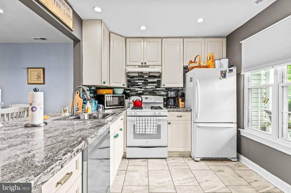 639 YORKSHIRE CT, Sewell, NJ 08080