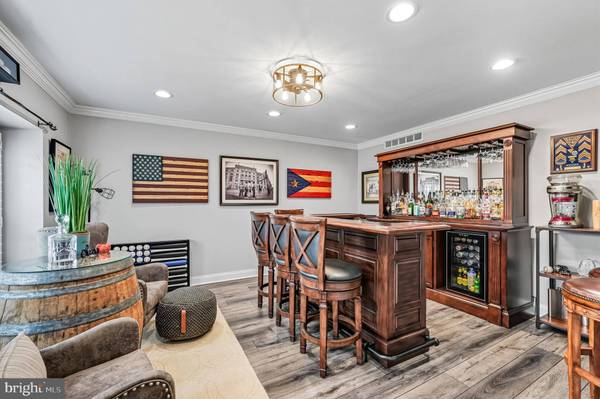 64 STRATFORD LN, Mount Laurel, NJ 08054