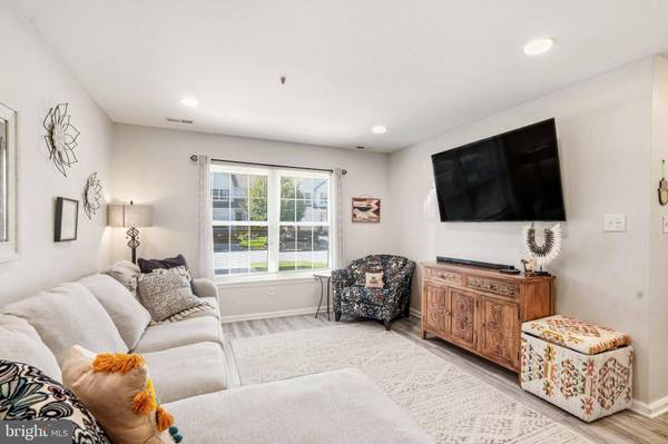 145 BUCKINGHAM WAY, Mount Laurel, NJ 08054