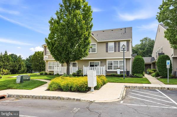2401 GRAMERCY WAY, Mount Laurel, NJ 08054