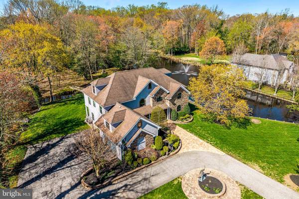 512 N STANWICK RD, Moorestown, NJ 08057