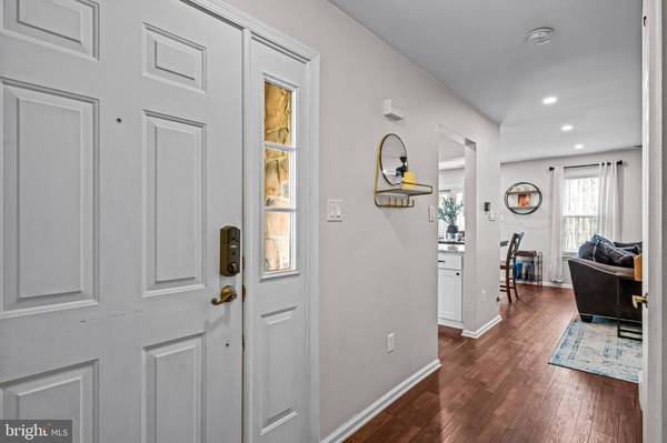 122 KETTLEBROOK DR, Mount Laurel, NJ 08054