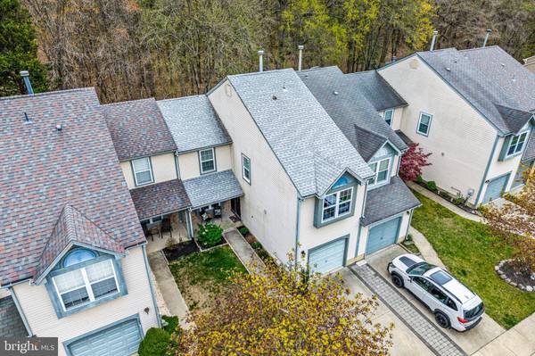 122 KETTLEBROOK DR, Mount Laurel, NJ 08054