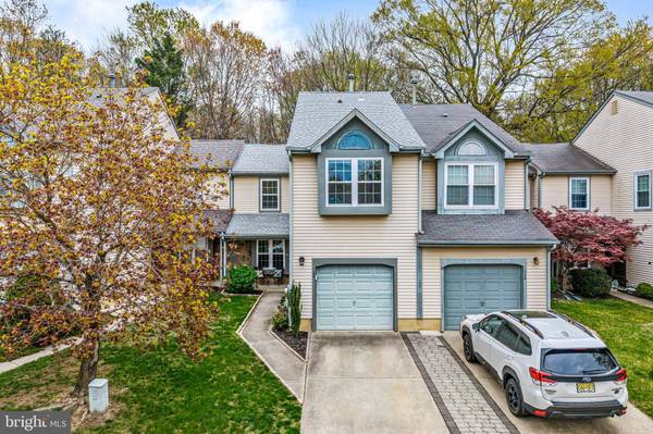 122 KETTLEBROOK DR, Mount Laurel, NJ 08054