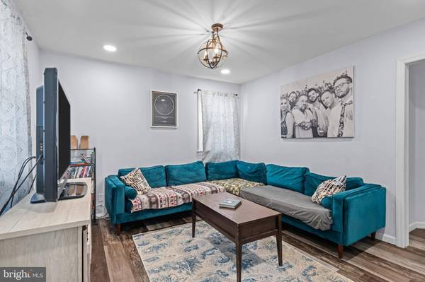 205 NICHOLSON RD, Mount Ephraim, NJ 08059